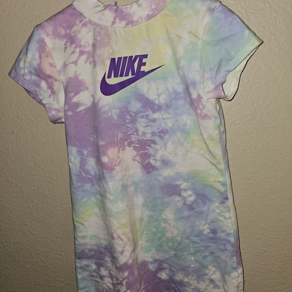 Nike Tie-Dye T-Shirt Dress - Picture 4 of 8